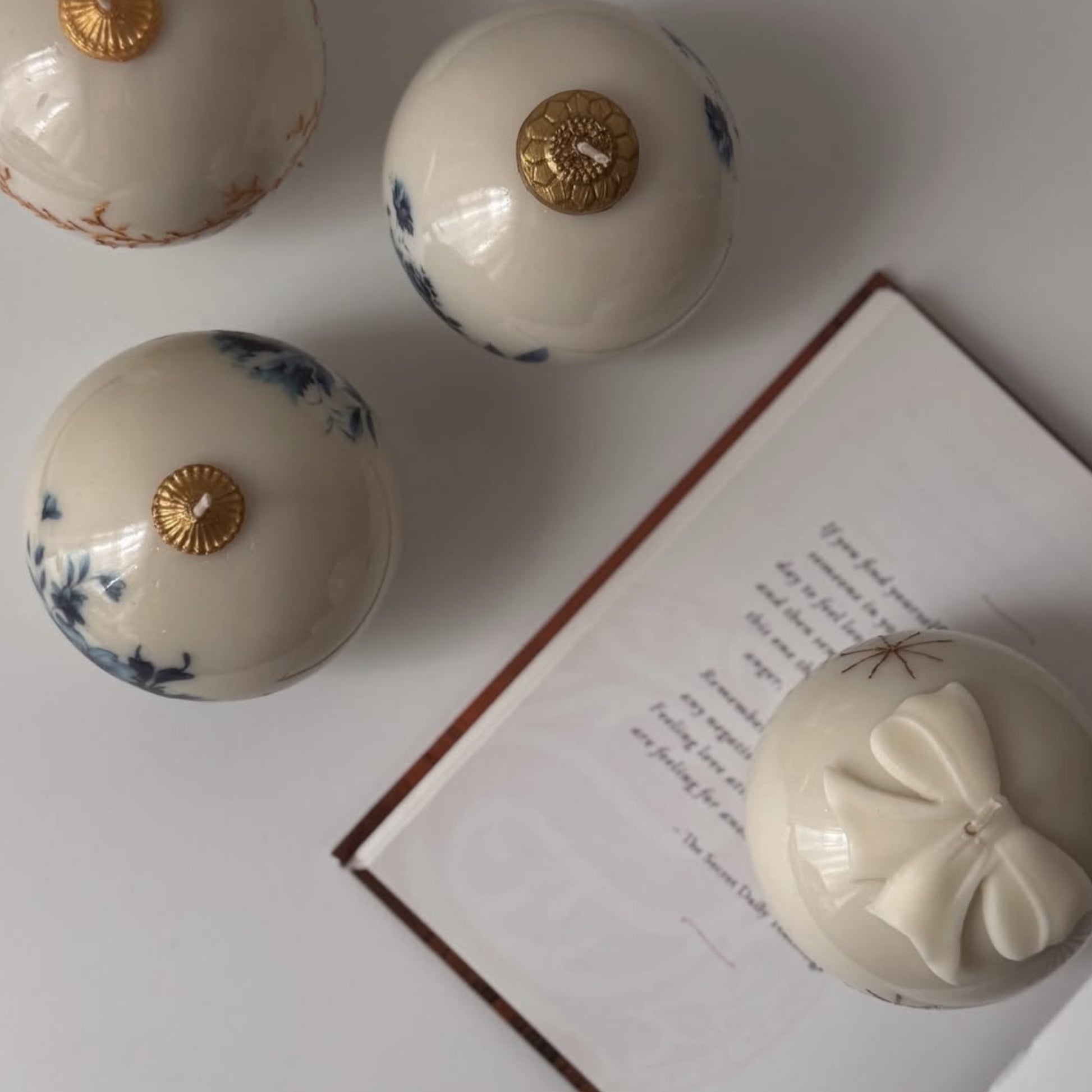 urun-13 Ornament Candle Favors: Christmas Ball Soy Wax Candle Party & Event Favors