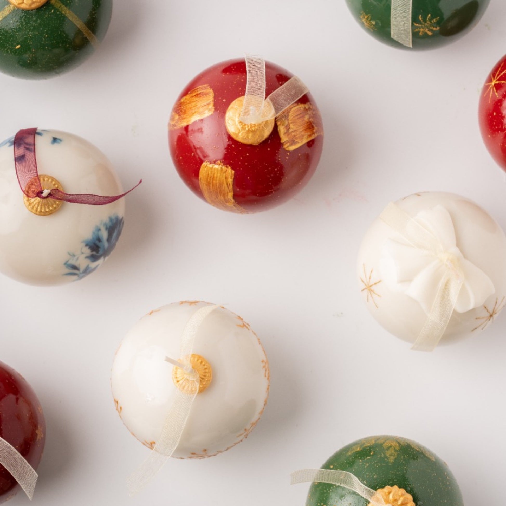 urun-13 Ornament Candle Favors: Christmas Ball Soy Wax Candle Party & Event Favors