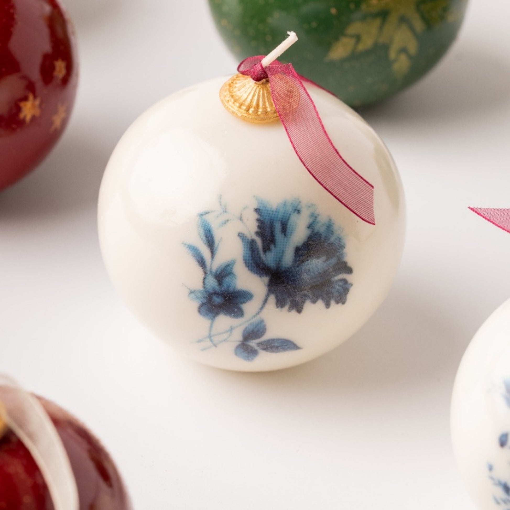urun-13 Ornament Candle Favors: Christmas Ball Soy Wax Candle Party & Event Favors