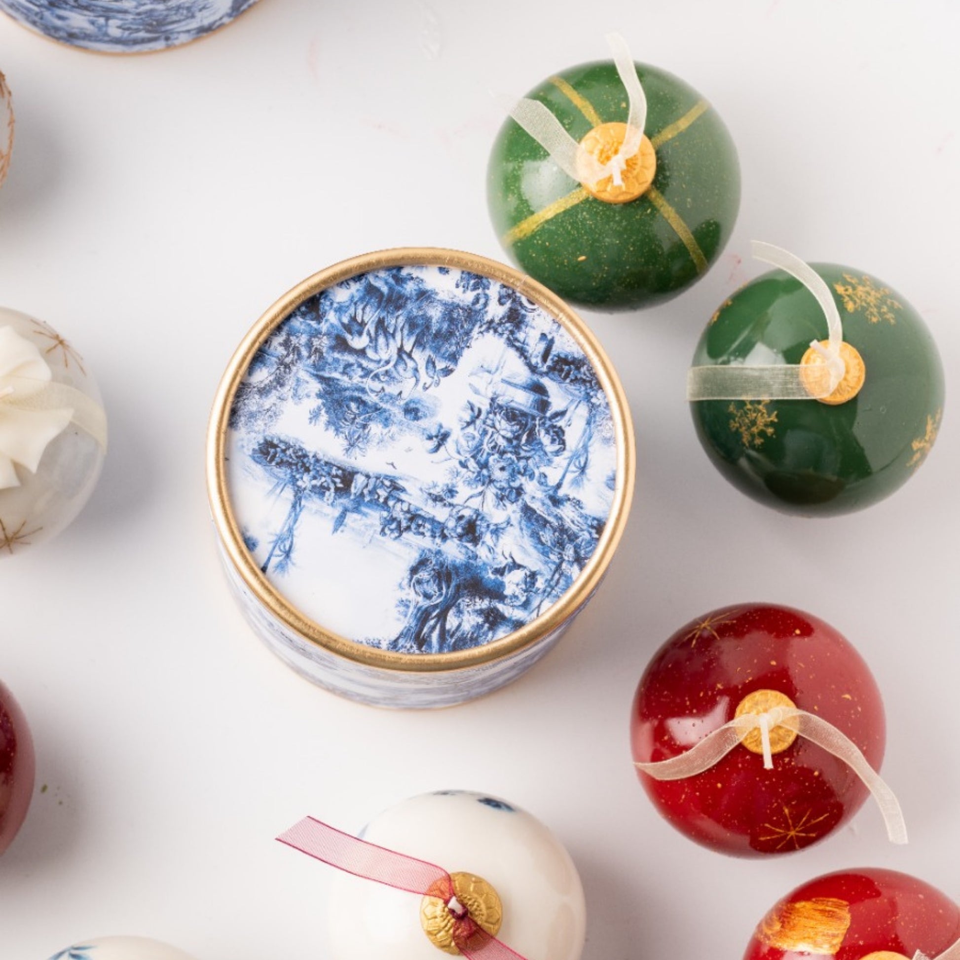 urun-13 Ornament Candle Favors: Christmas Ball Soy Wax Candle Party & Event Favors