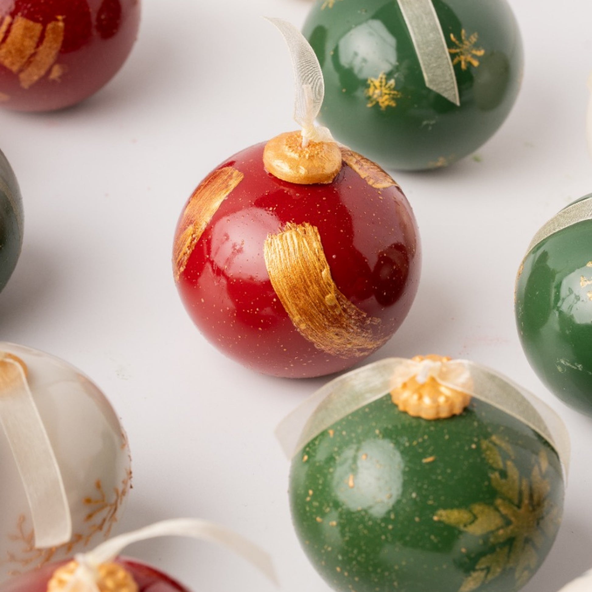 urun-13 Ornament Candle Favors: Christmas Ball Soy Wax Candle Party & Event Favors