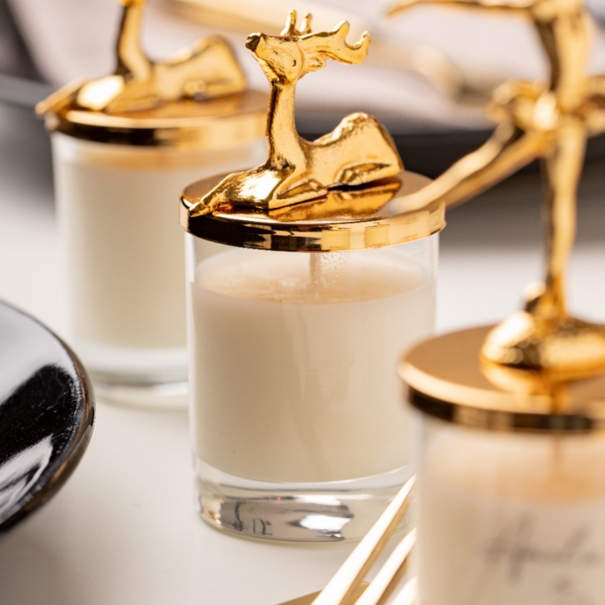 Urun-3 Personalized Candle Holder & Incense Burner: Handmade Ceramic Bowl with Gold Plated Leaf Stand Description