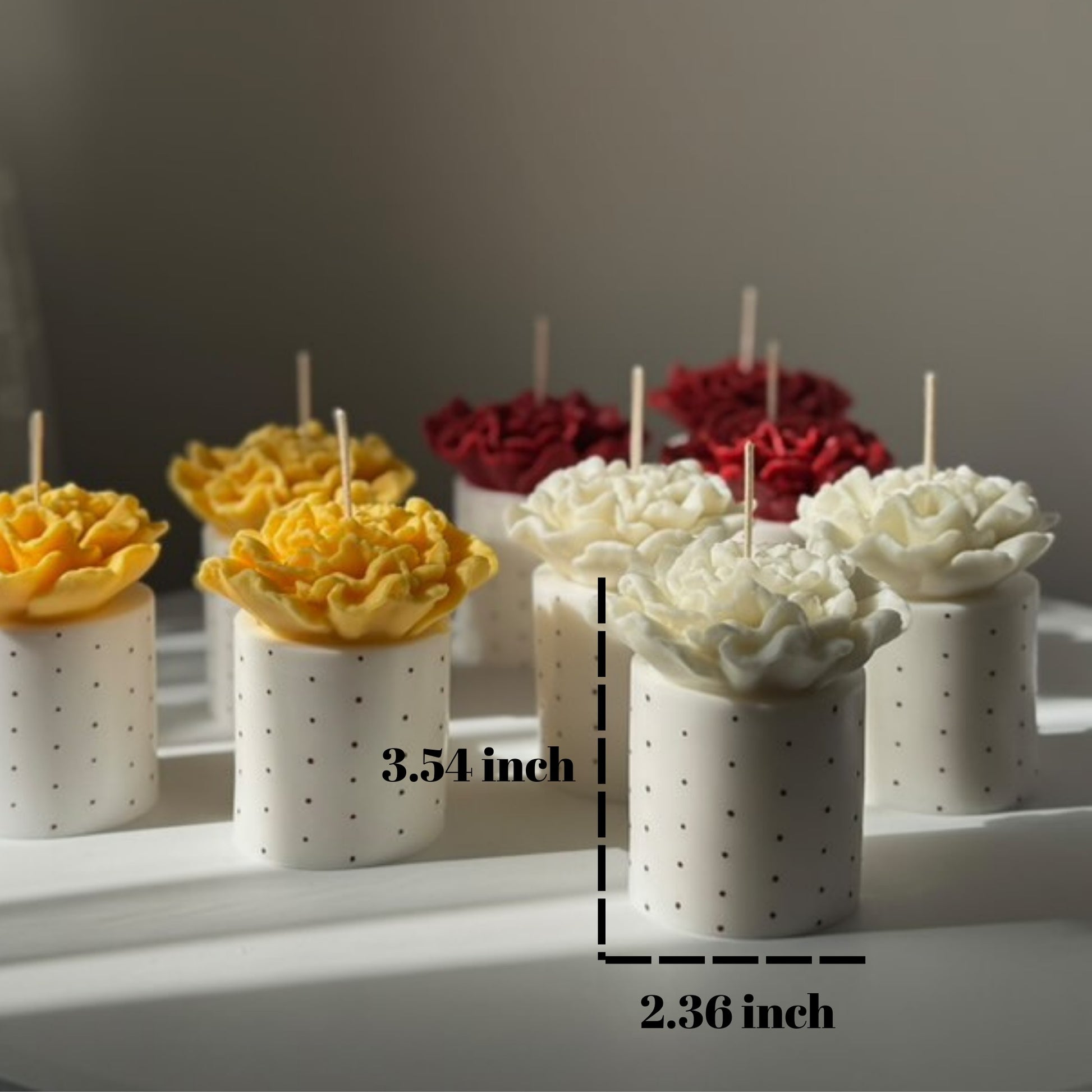 Urun-1 Soy Wax Clover Flower Candle Baptism Favors: Custom Religious Event Thank You Gifts